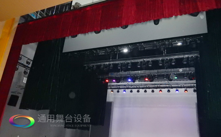 通用舞臺(tái)幕布優(yōu)勢(shì)！奉行以